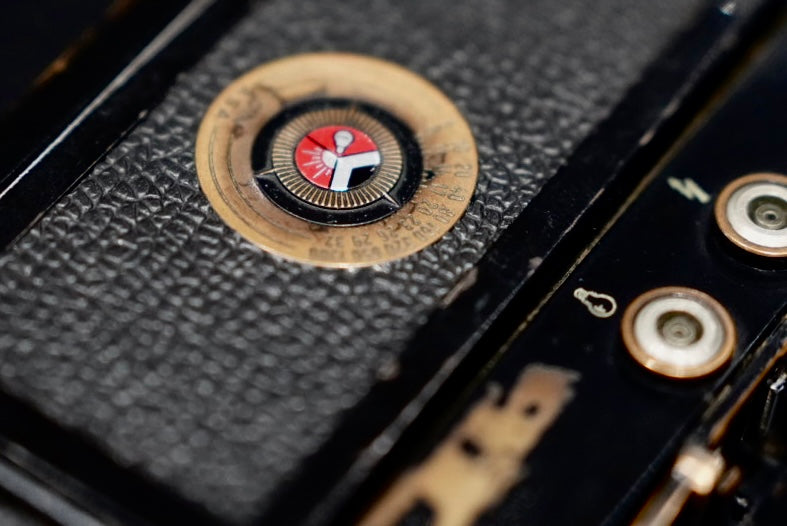 Original black paint Leica M2 (no self-timer) with leica Summicron-M 50/2v.2 rigid