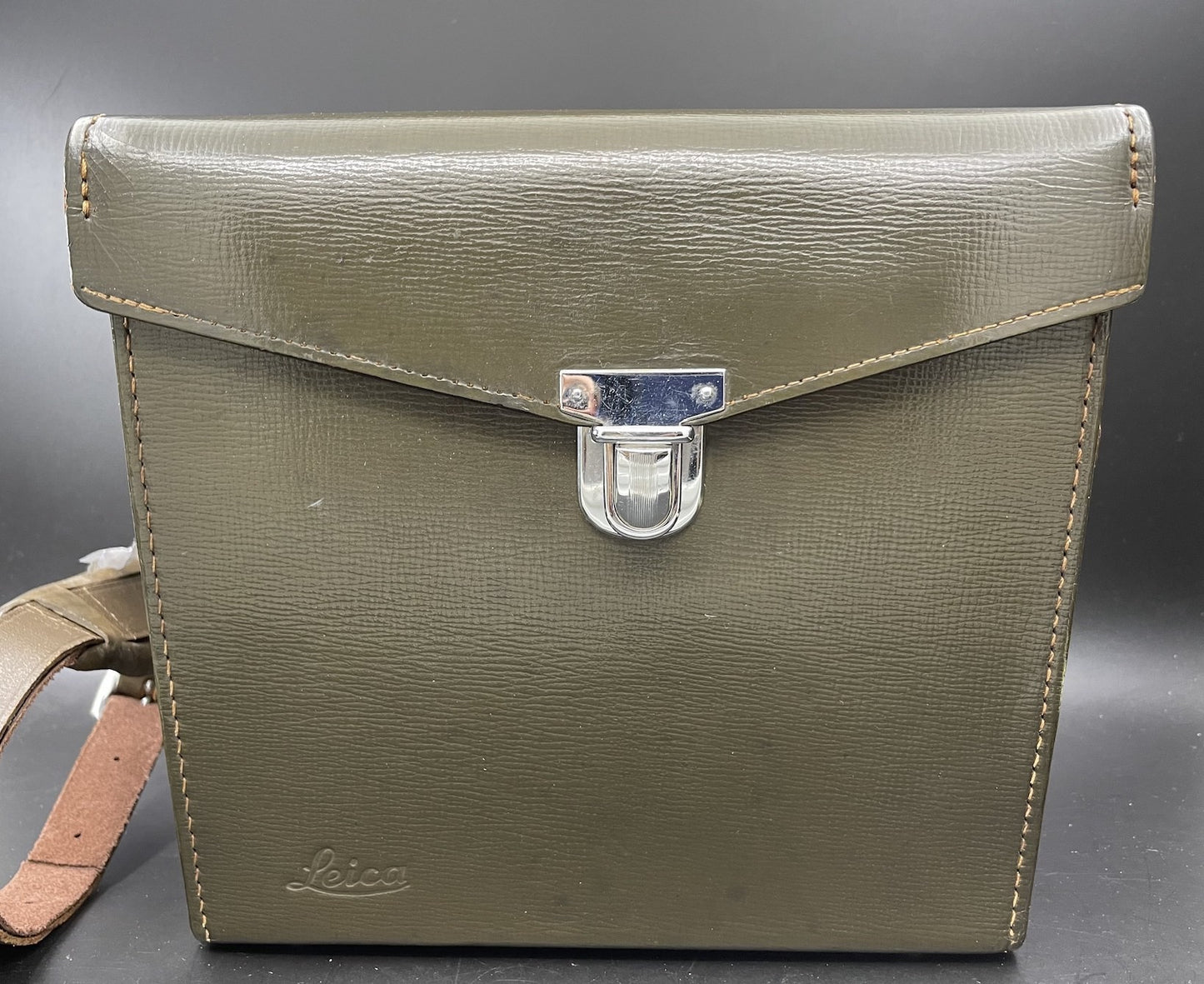 Leica Shoulder bag Olive Green (Used)