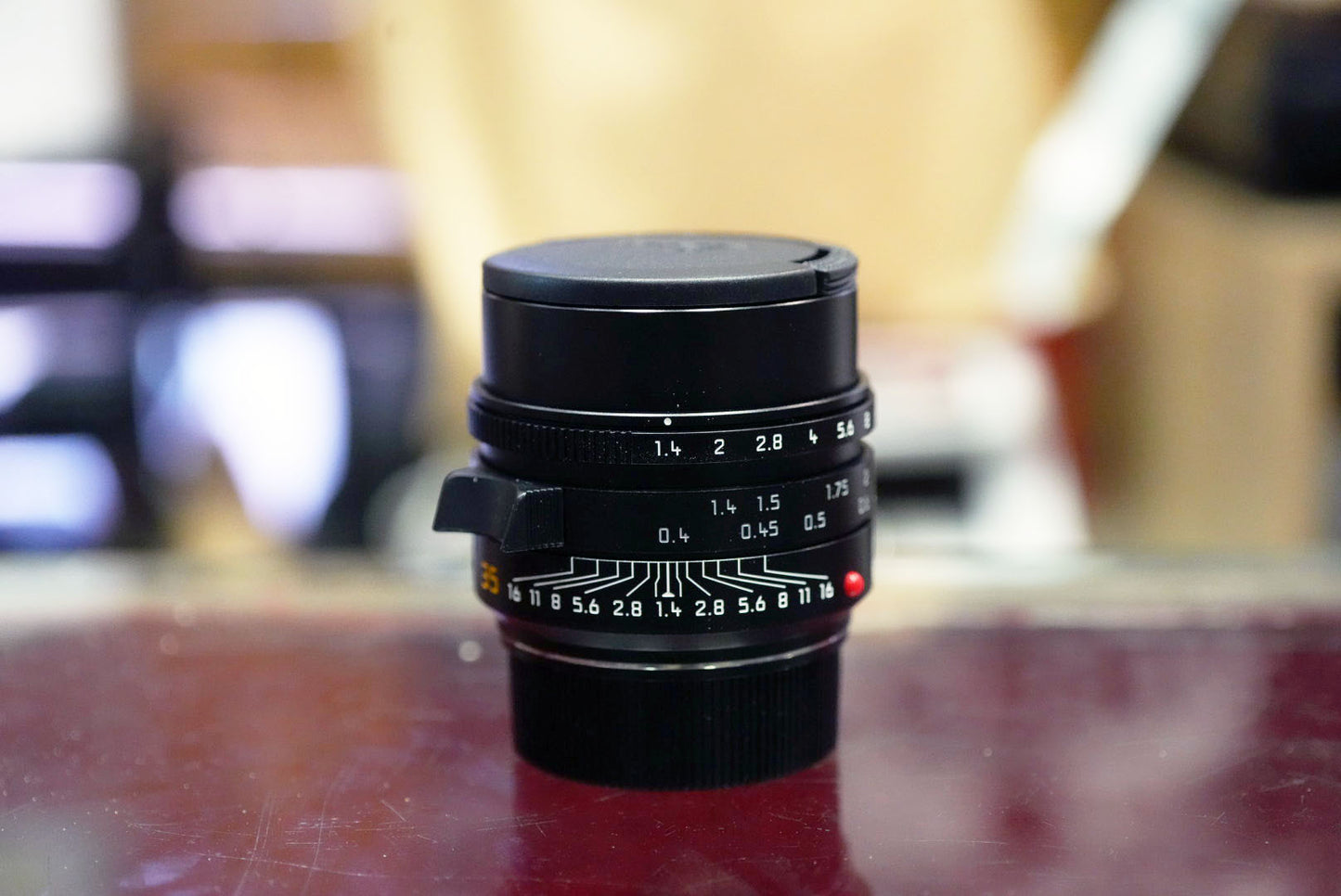 Leica Summilux-M 35mm F/1.4 FLE ll (Used)