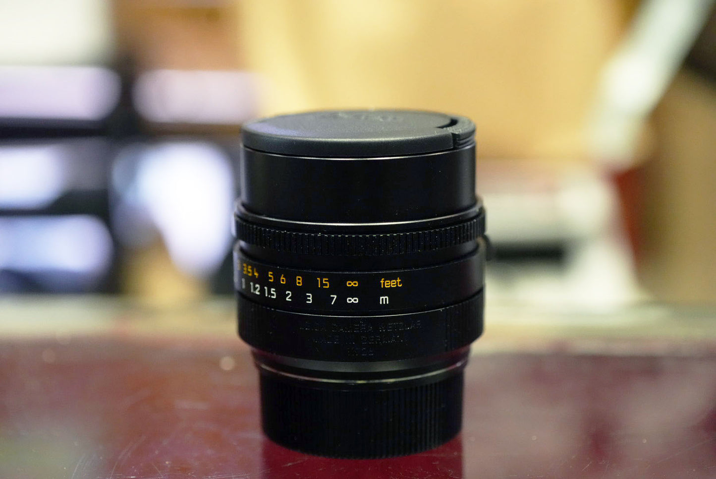 Leica Summilux-M 35mm F/1.4 FLE ll (Used)