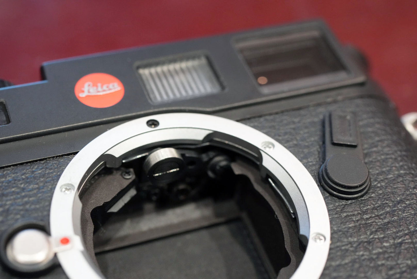 Leica M6 TTL Rangefinder Film Camera 0.85 Black