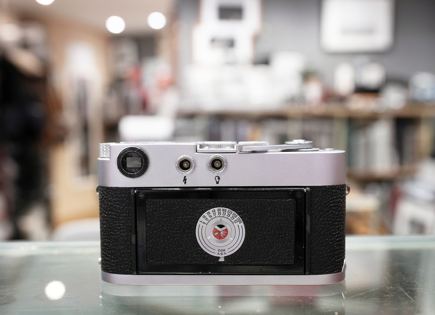 Leica M2 Rangefinder Film Camera #1103395