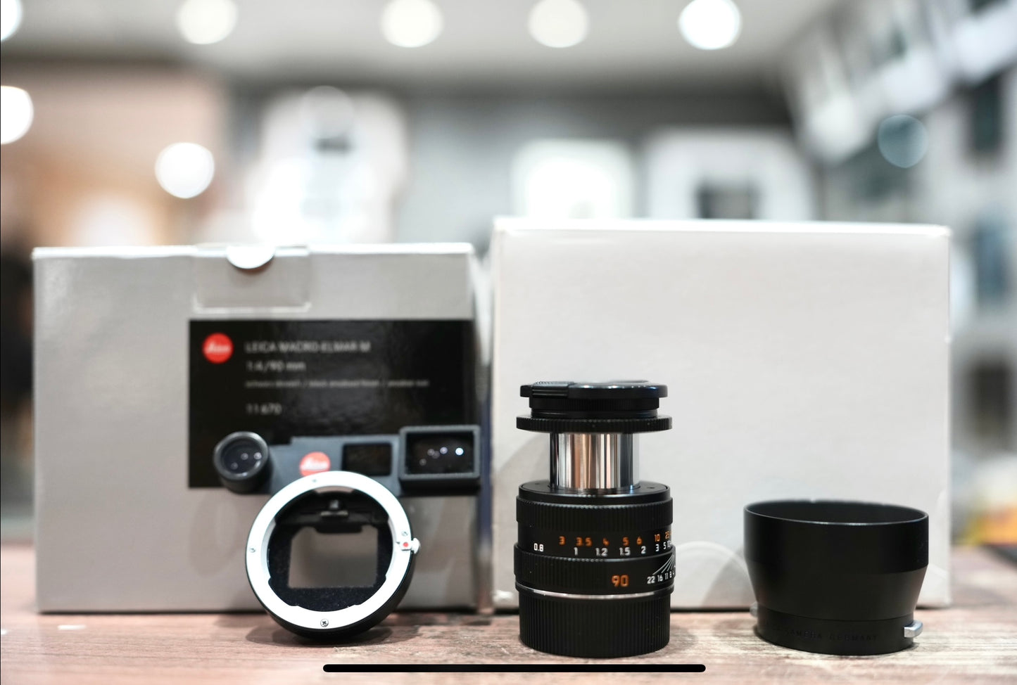 Leica Macro-Elmar-M 90mm F/4 (11670) Black 6-bit + Leica Macro-Adapter-M Black (14409)
#4262166