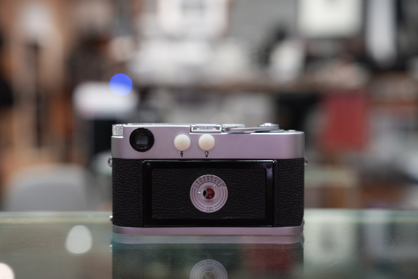 Mint Leica M2 Rangefinder Film Camera #1103904