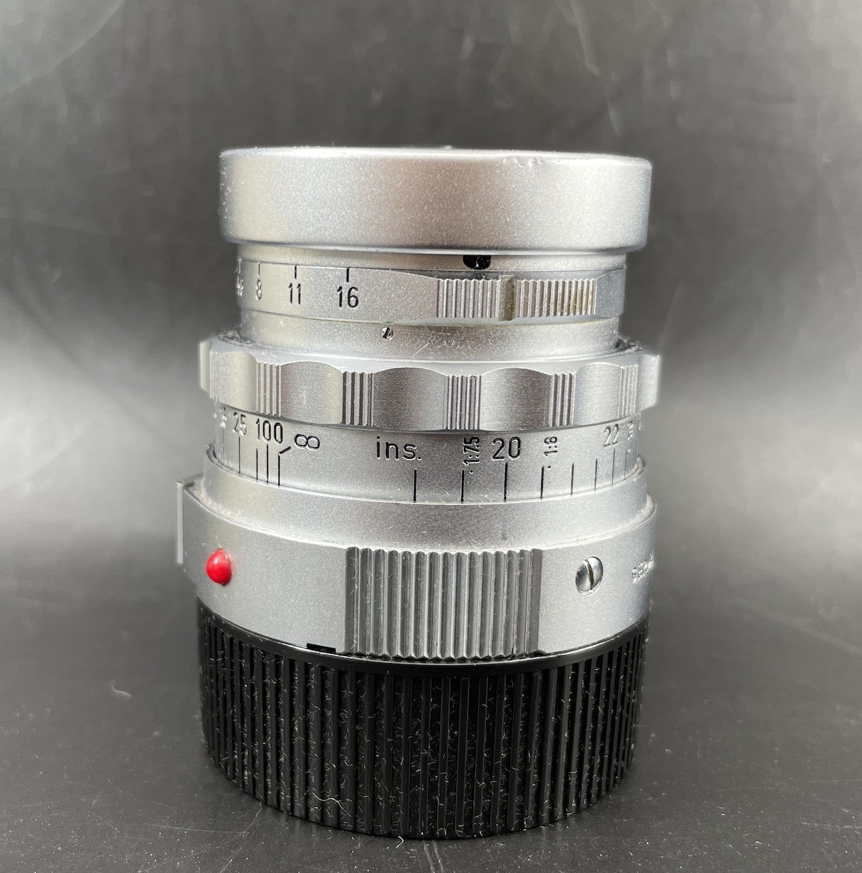 Leica Summicron 50mm F/2 v2 silver