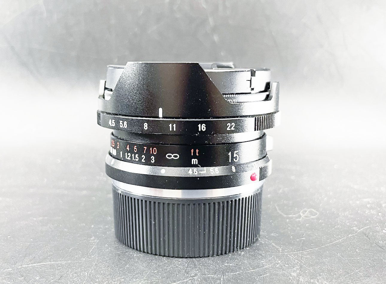 Voigtlander Super Wide-Heliar 15mm f/4.5 Aspherical II Lens (used)