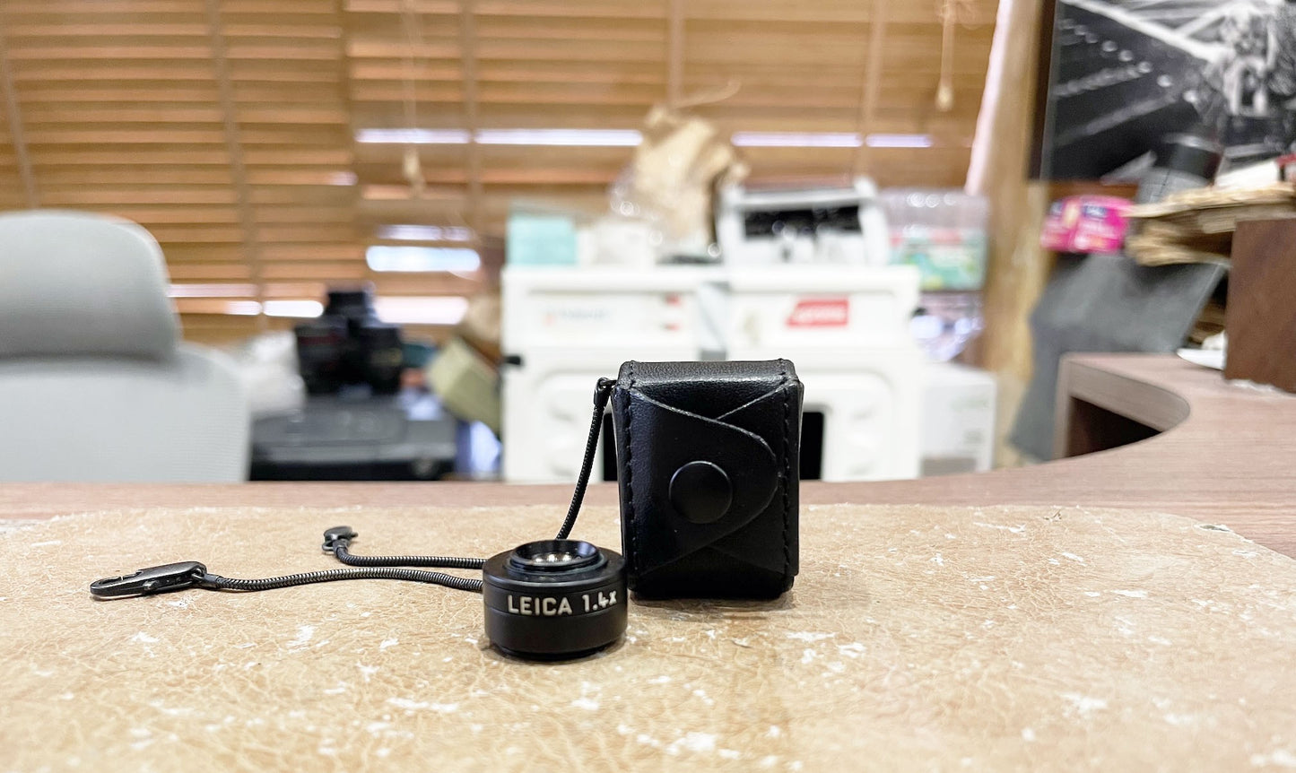 Leica Viewfinder Magnifier M 1.4x (Used)