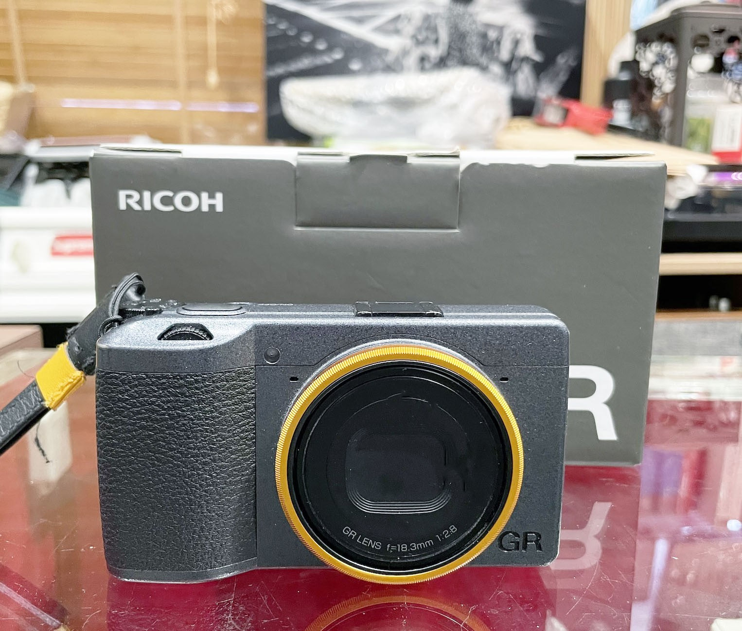 Ricoh GR lll  Digital Camera Street Edition Special Limited Kit