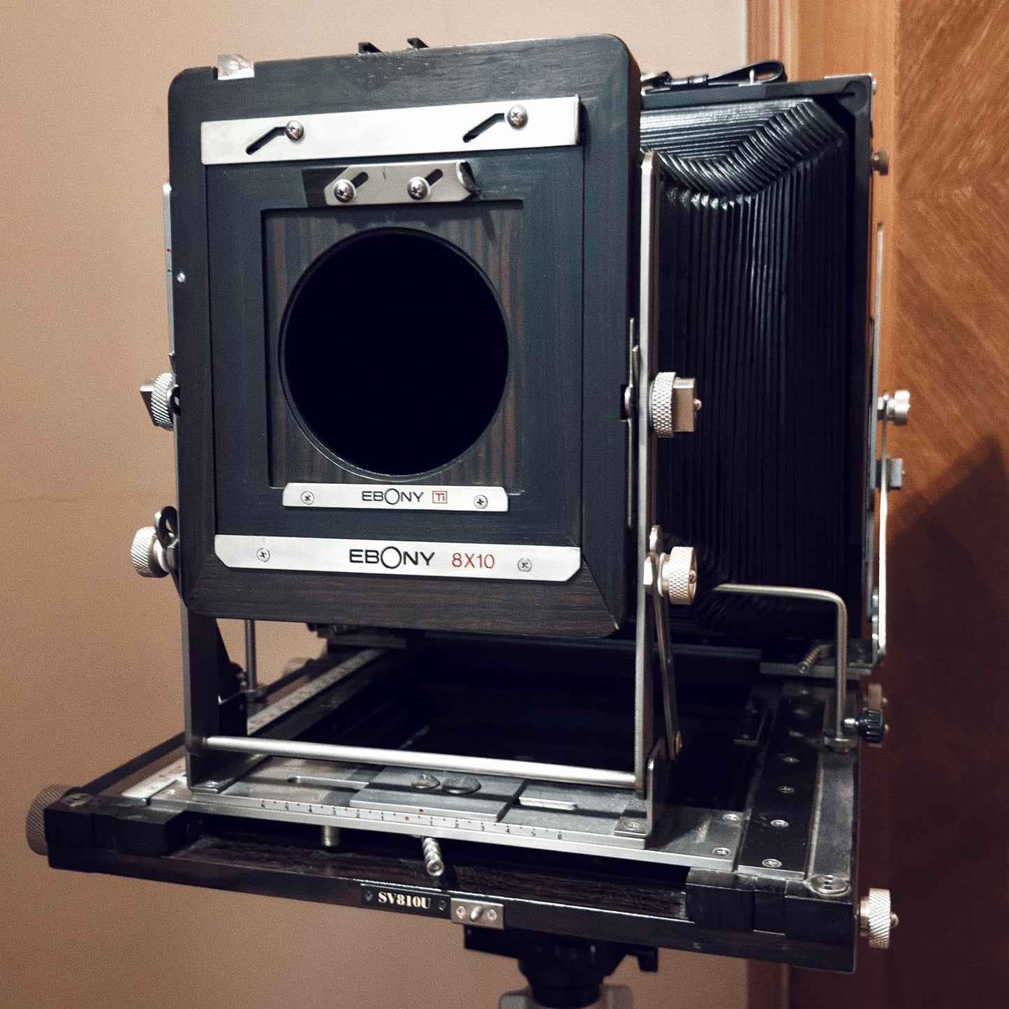 Ebony SV810U Ti 8X10 Ti Titanium Large Format Film Camera (Made By Ebony Wood) SV810 大畫幅相機