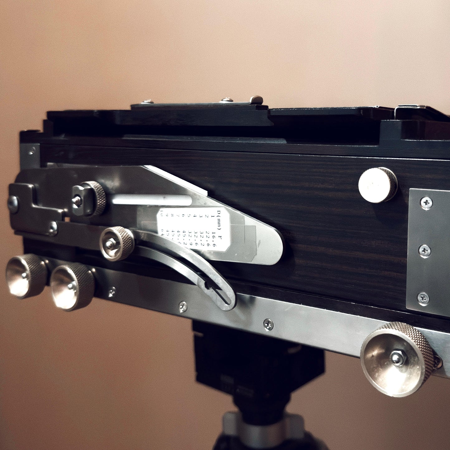 Ebony SV810U Ti 8X10 Ti Titanium Large Format Film Camera (Made By Ebony Wood) SV810 大畫幅相機