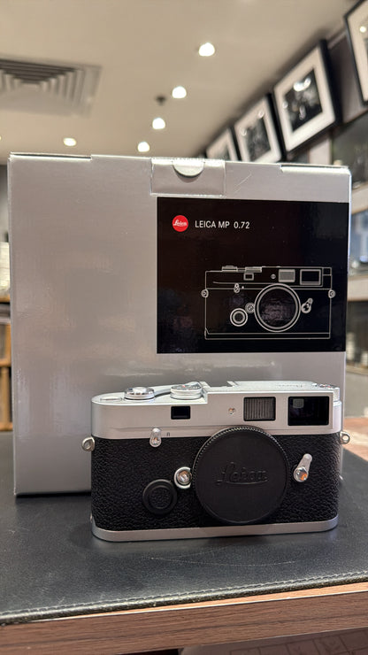 Leica MP film Camera （Silver)
