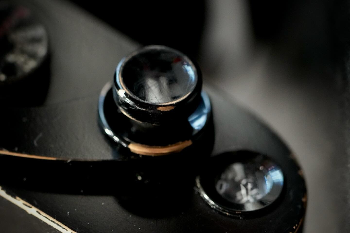 [Meteor HK Selection] Glossy Black Paint Soft button (made by Brass) 黃銅製黑漆快門鈕