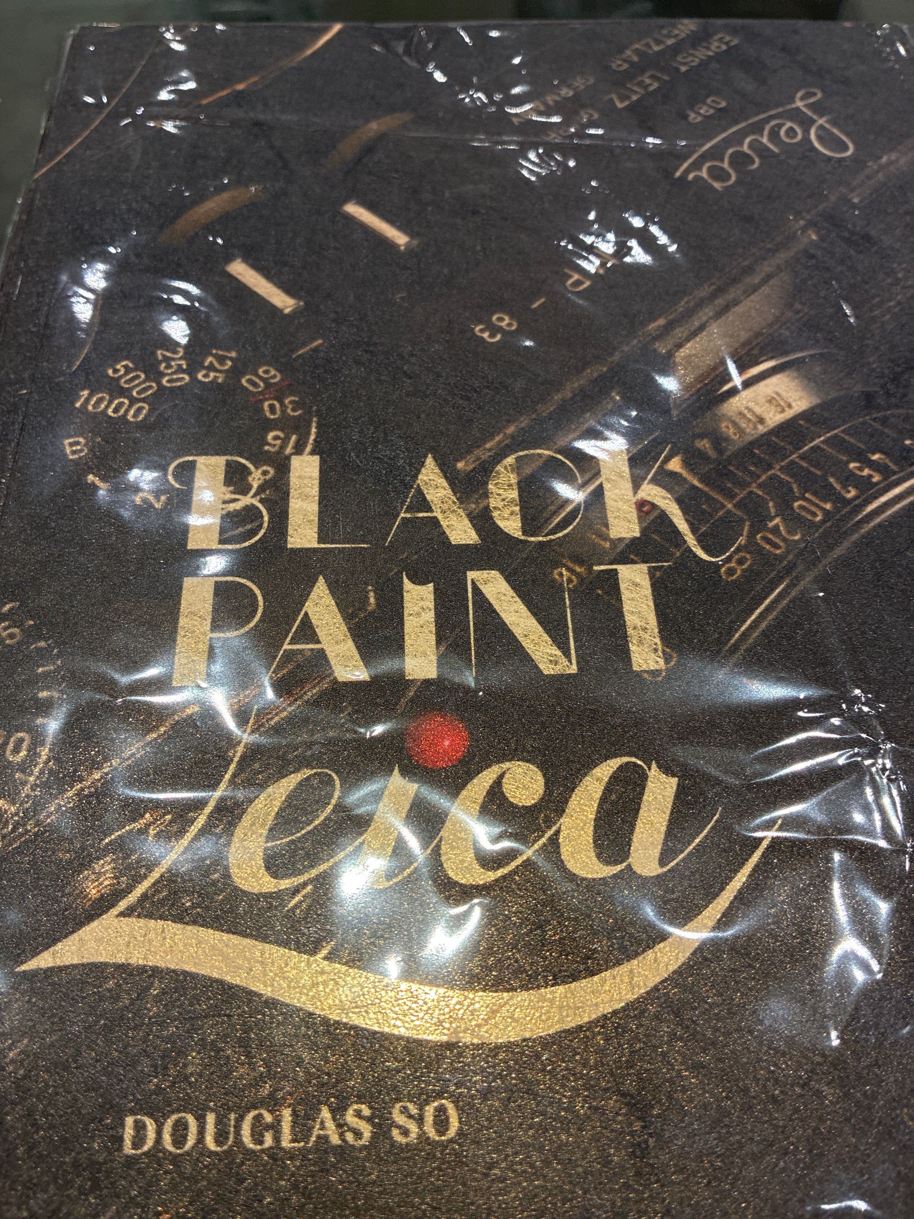 Black Paint Leica book for collector ( by Douglas So) – Meteor (HK