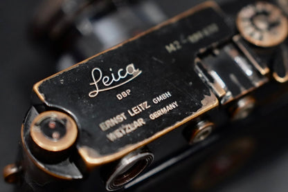 Original black paint Leica M2 (no self-timer) with leica Summicron-M 50/2v.2 rigid