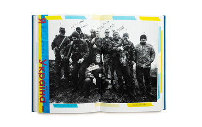 Larry Towell  The History War (Signed Edition Gost) 簽名版