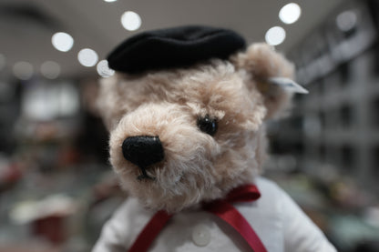 Leica Collector’s Bear Elsie