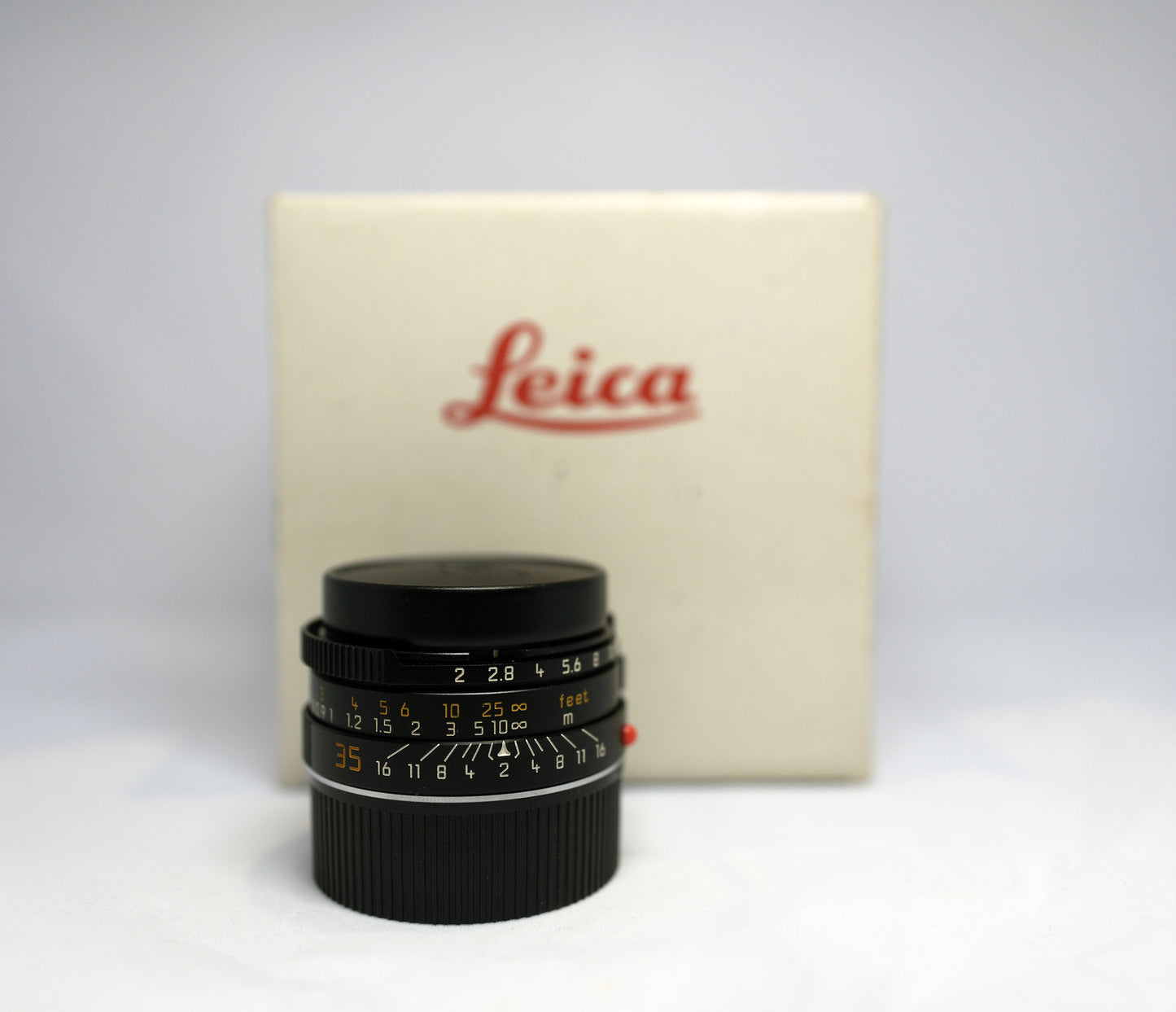 Leica Summicron 35mm F/2 Black (7 Elements) with hood and box #3604809