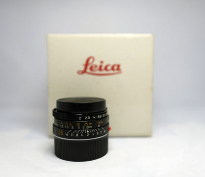 Leica Summicron 35mm F/2 Black (7 Elements) with hood and box #3604809