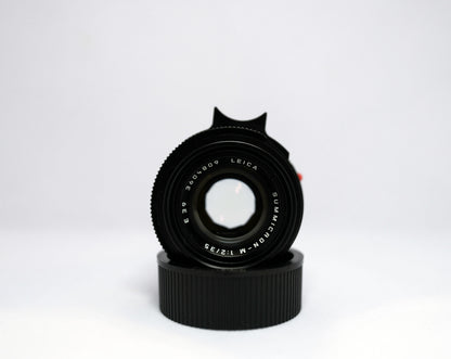 Leica Summicron 35mm F/2 Black (7 Elements) with hood and box #3604809