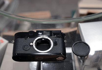 Leica M6 TTL Film Camera 0.85 Black Paint LHSA #2595575