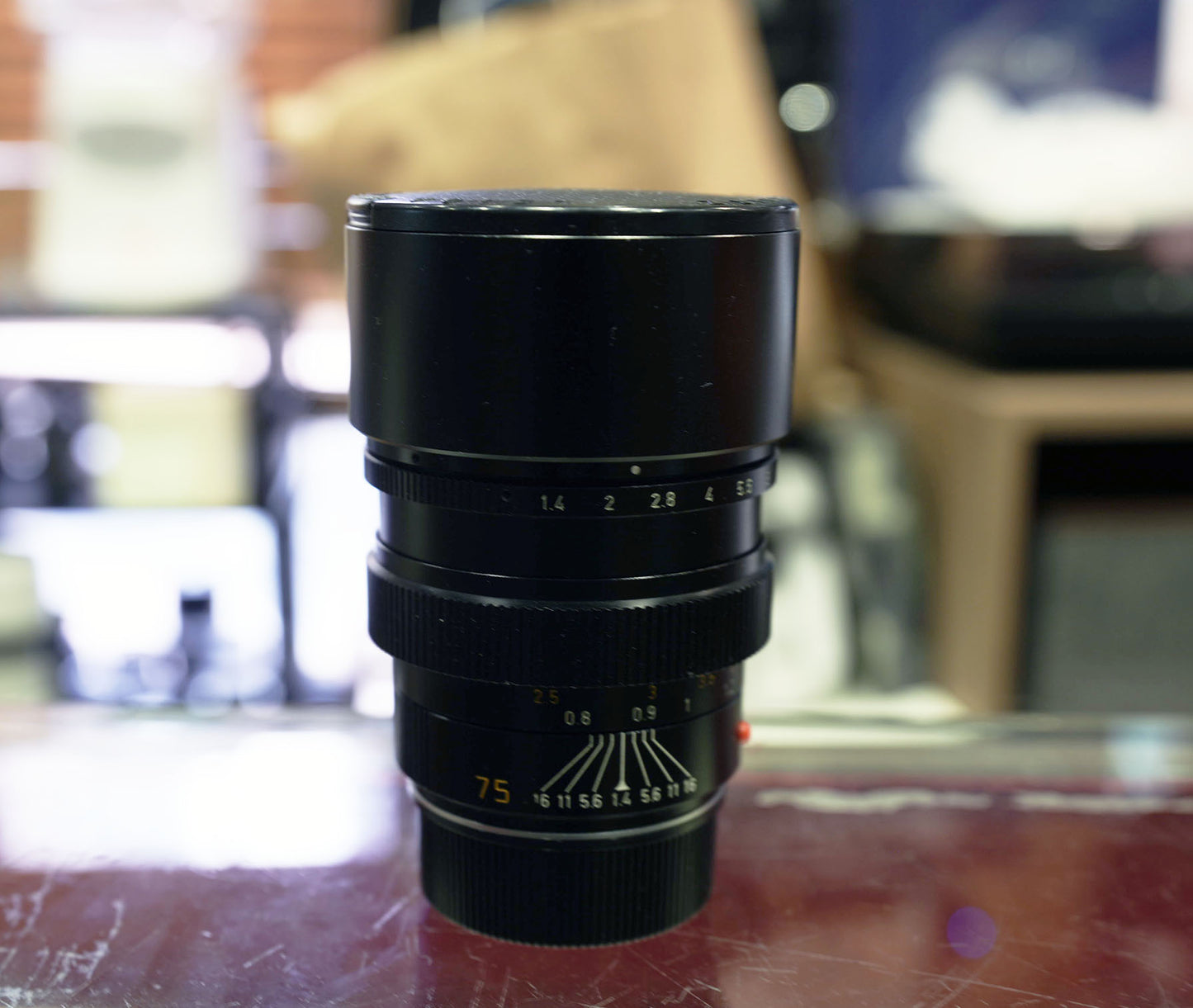 Leica Summilux-M 75mm F/1.4 Black #3259346