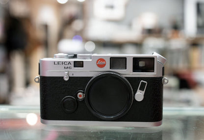 Leica M6 Rangefinder Film Camera Classic  Silver  #2168215