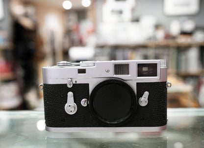 Leica M2 Rangefinder Film Camera #1103395