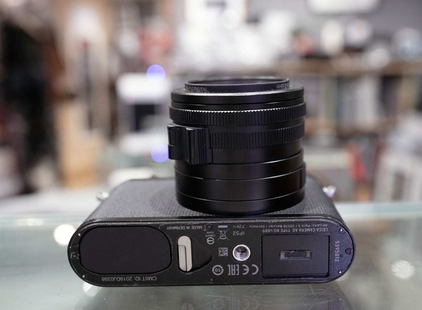 Leica Q2 Digital Camera #5395012