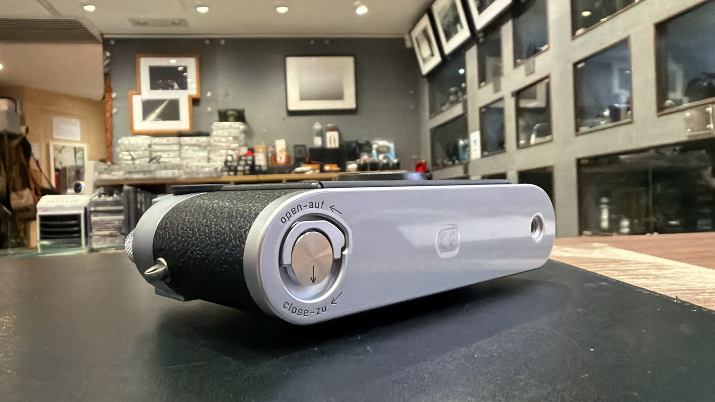 Leica MP film Camera （Silver)