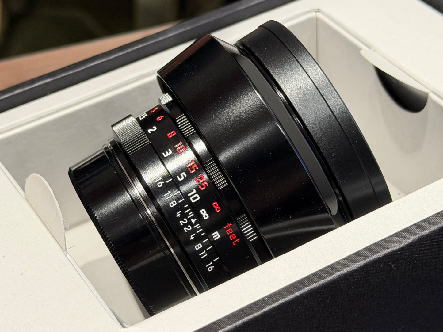 (Brand new) Leica Summilux-M 50mm f/1.4, Glossy Black (Brass) 11713 #04989856