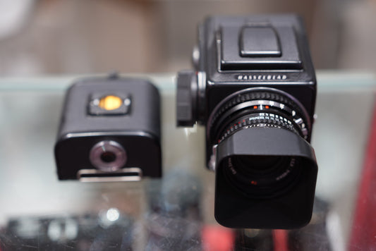 Hasselblad 500C/M black + Planar 80mm F/2.8 T* & A12 Film back + Hoya filter