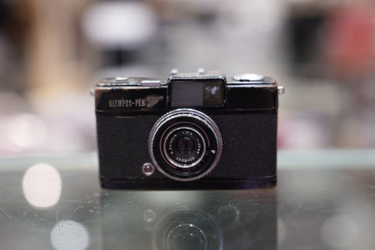 Olympus Pen W Half-Frame Film Camera #113500