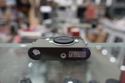 Leica M10-P Digital Camera Safari #5492773
