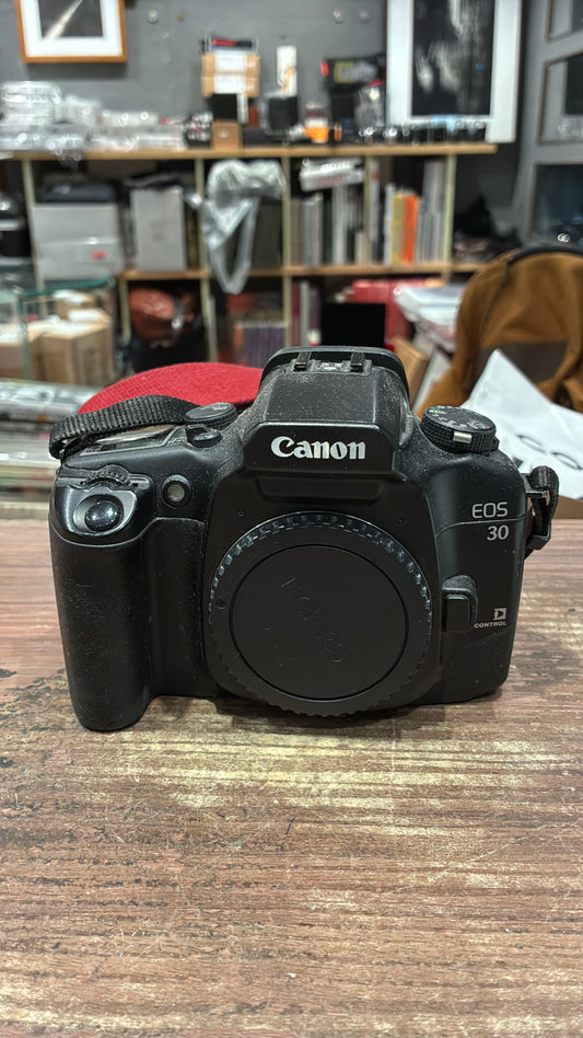 Canon Eos 30 camera #2167001221