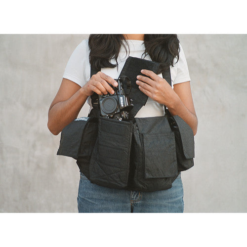 Newswear Women’s Medium Chestvest-Black #124020