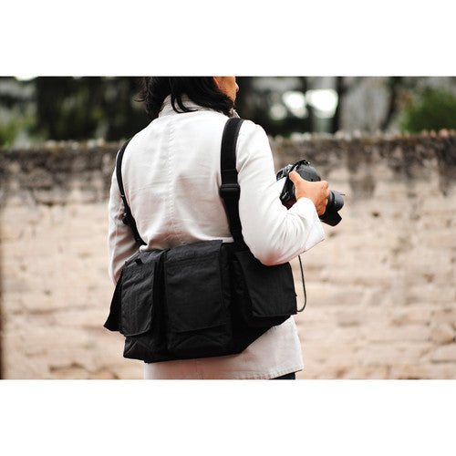Newswear Women’s Medium Chestvest-Black #124020
