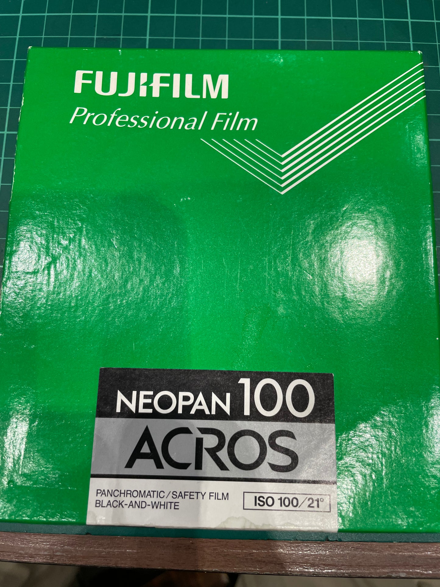 Fujifilm Neman 100 Acros 4x5 Black & White Film