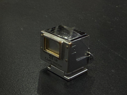 Leitz Hecktor 28mm F/6.3 LTM+ Leitz 28mm Viewfinder + SOOHN hood #274364
