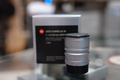 Leica Summilux-M 50mm F/1.4 Asph Silver #4706921