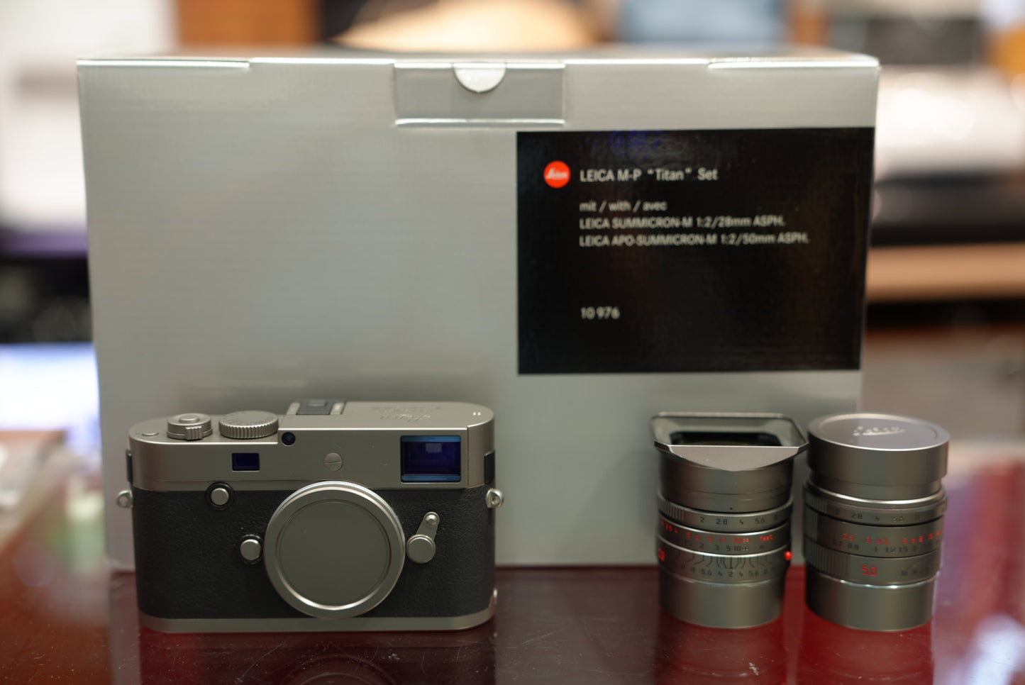 Leica M-P 240 Digital Camera Titanium Set #9010407