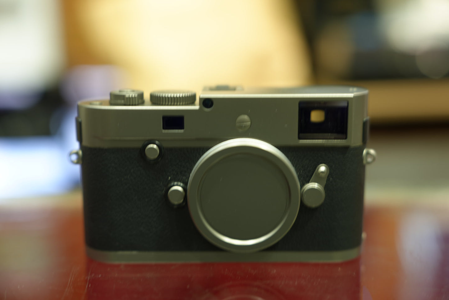 Leica M-P 240 Digital Camera Titanium Set #9010407