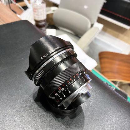 Zeiss Distagon 18mm F/4 ZM #15641045