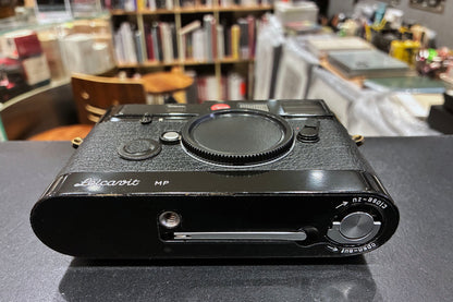Leica M6 0.72 Millennium Edition Black Paint Film Camera（10442) #2501861
