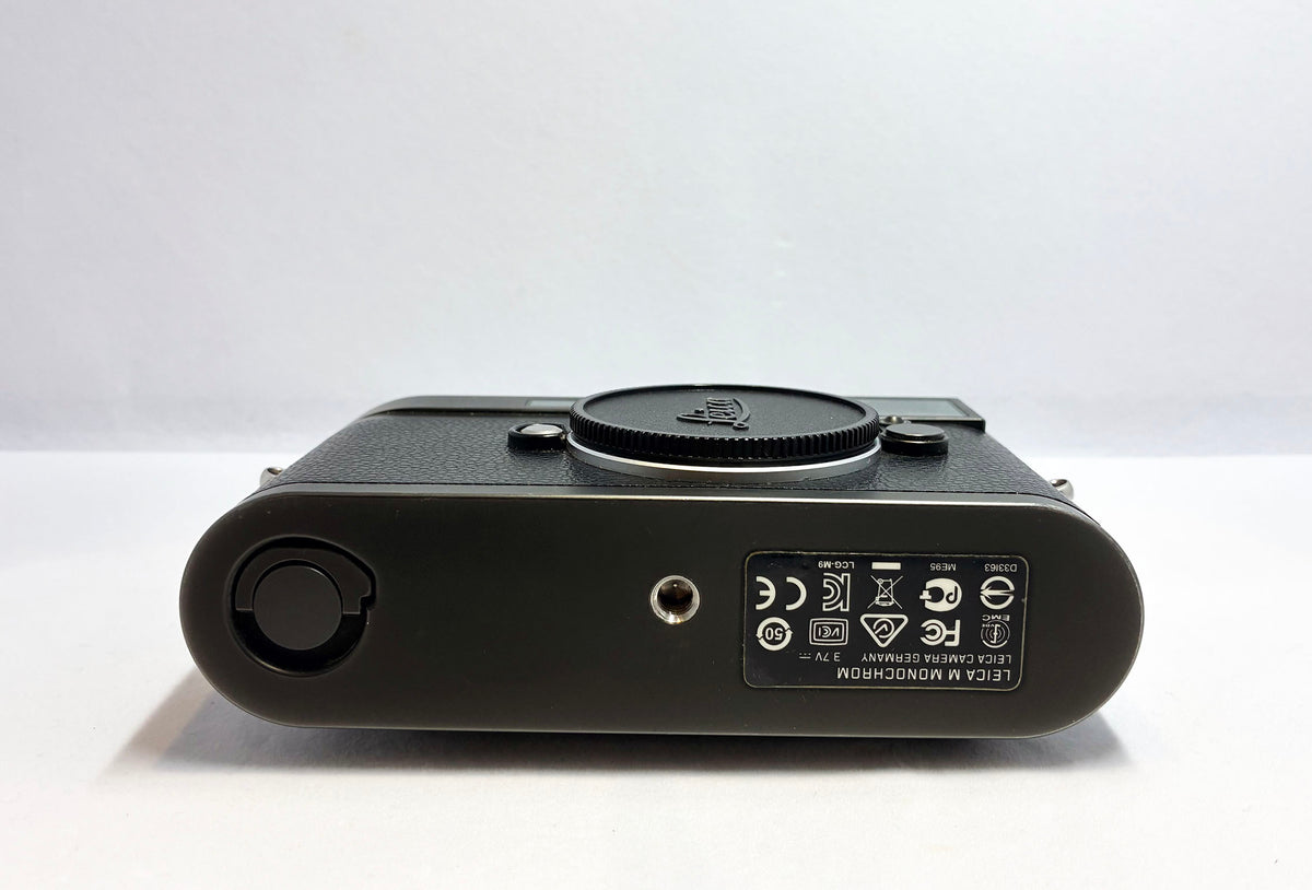 Leica M9 Monochrome Digital Camera Black #4349085