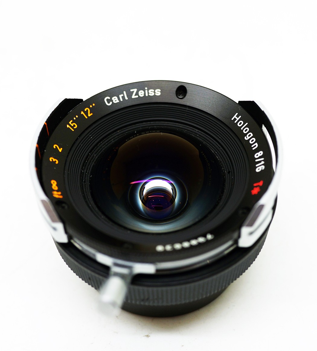 Carl Zeiss Hologon 16mm f/8 (modified to Leica M) - meteor