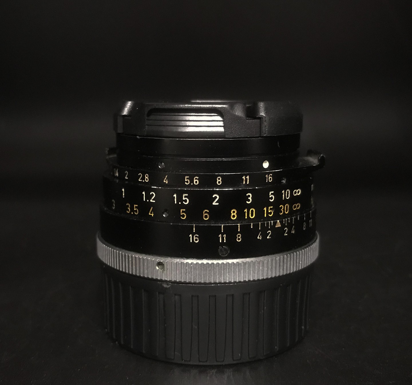 Leica Summilux 35mm F/1.4 Steel Rim Black - meteor