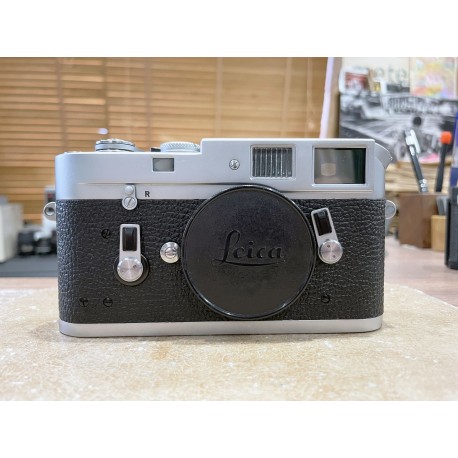 Leica M4 Rangefinder Film Camera Silver